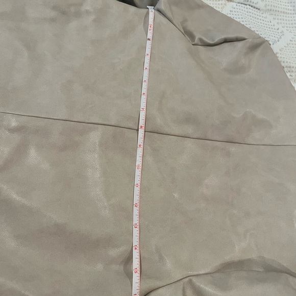 Bagatelle cropped faux leather trench jacket - Picture 8 of 10